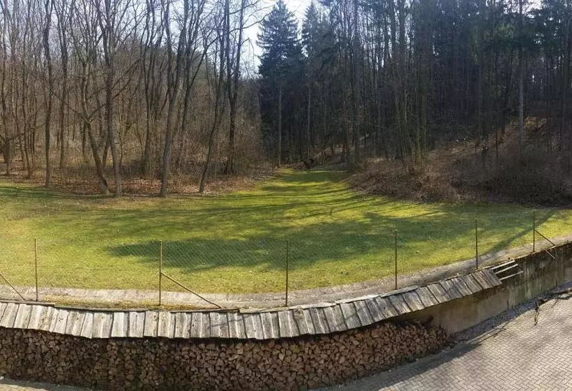 Majatalo Salas Partizanske