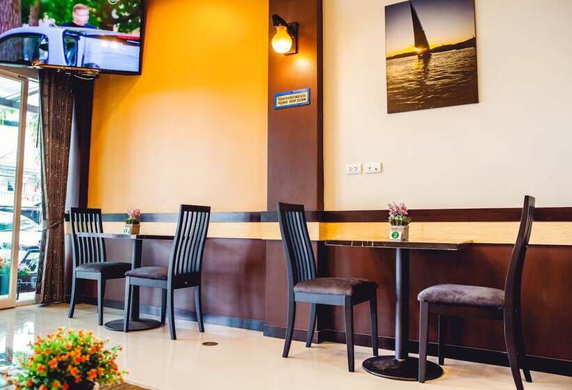 הוסטל Chalong Boutique Inn