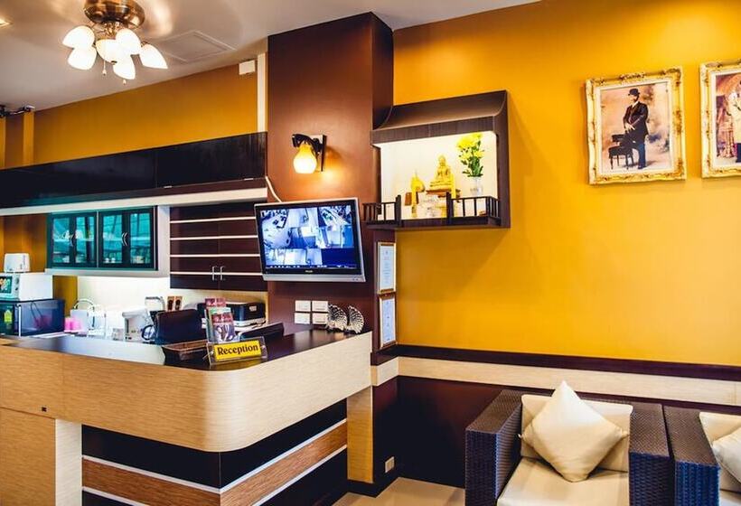 הוסטל Chalong Boutique Inn