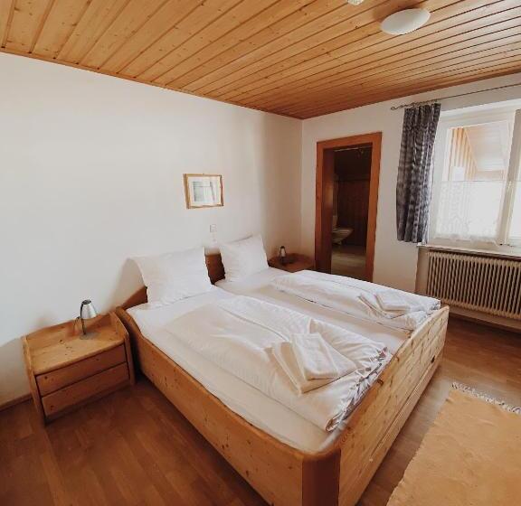 فندق صغير S´amagmach