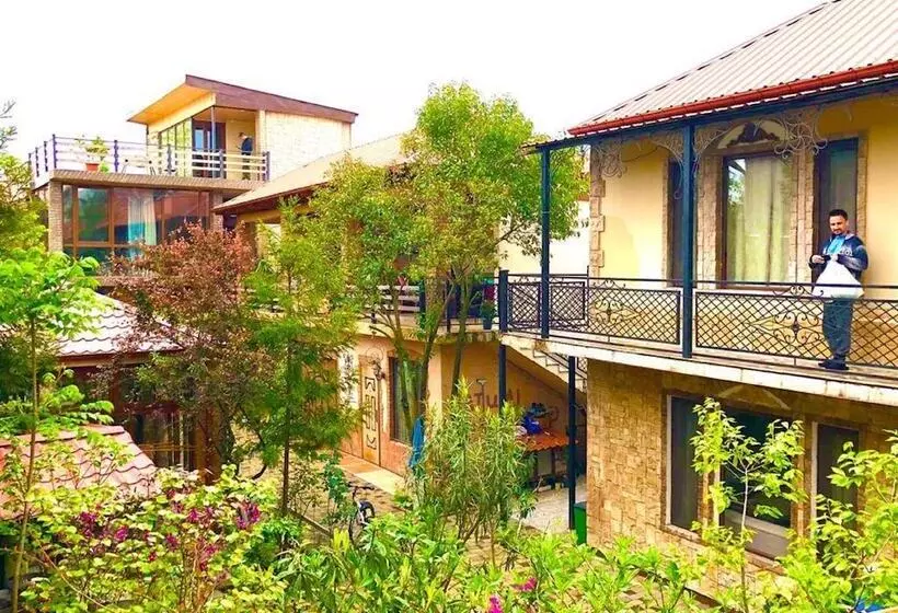 پانسیون Batumi Wonderland Guest House