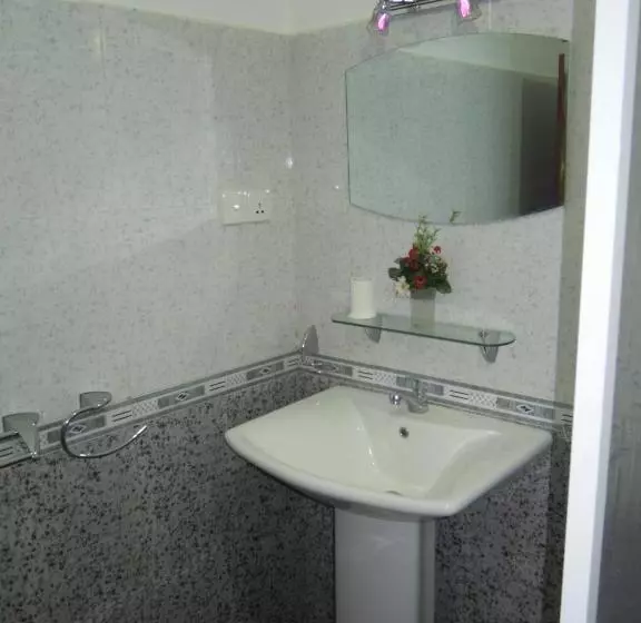 Majatalo Devi Tourist Home