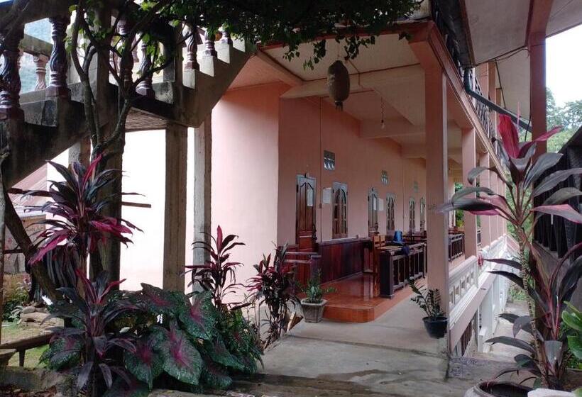 פנסיון Meexai Guesthouse