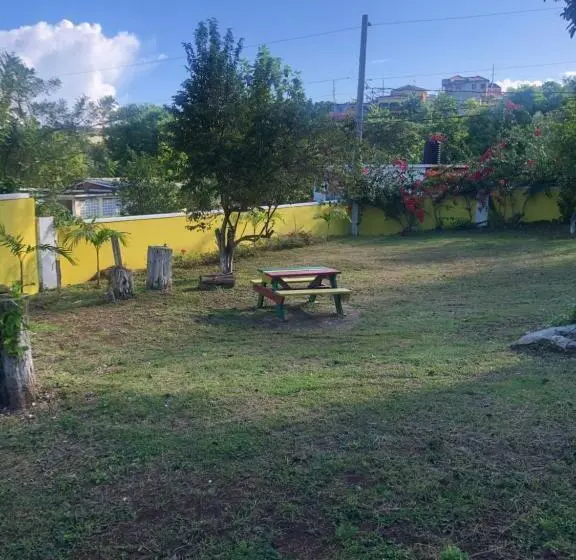 پانسیون Pura Vida Jamaica