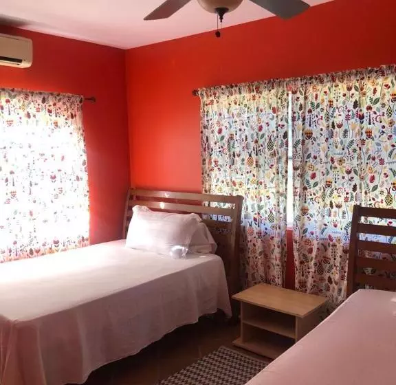 پانسیون Pura Vida Jamaica