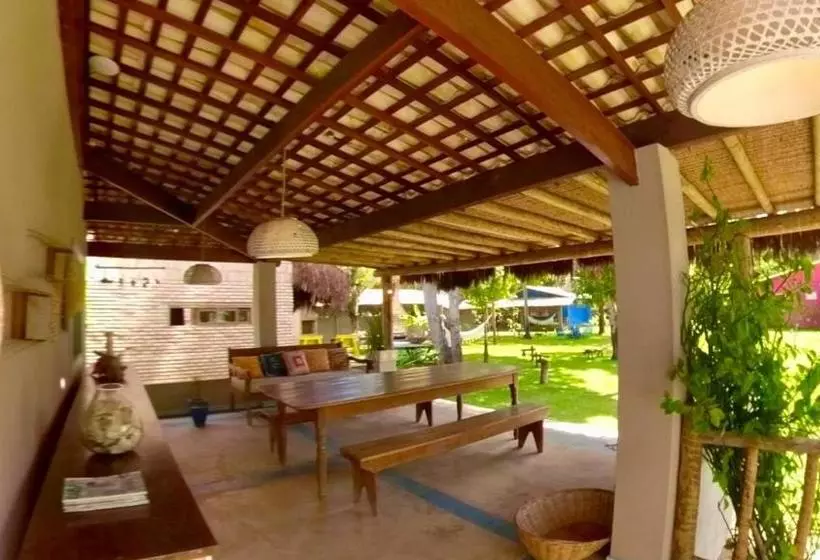 Majatalo Quadrado Pousada