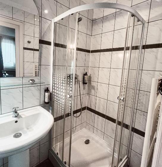 Pensiunea Curtea Bavareza