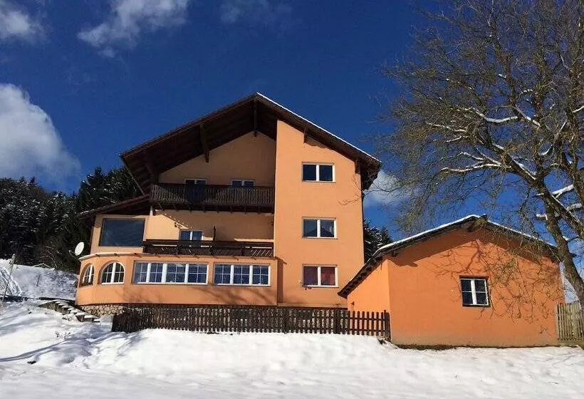 ユースホステル Harmonie Stüberl