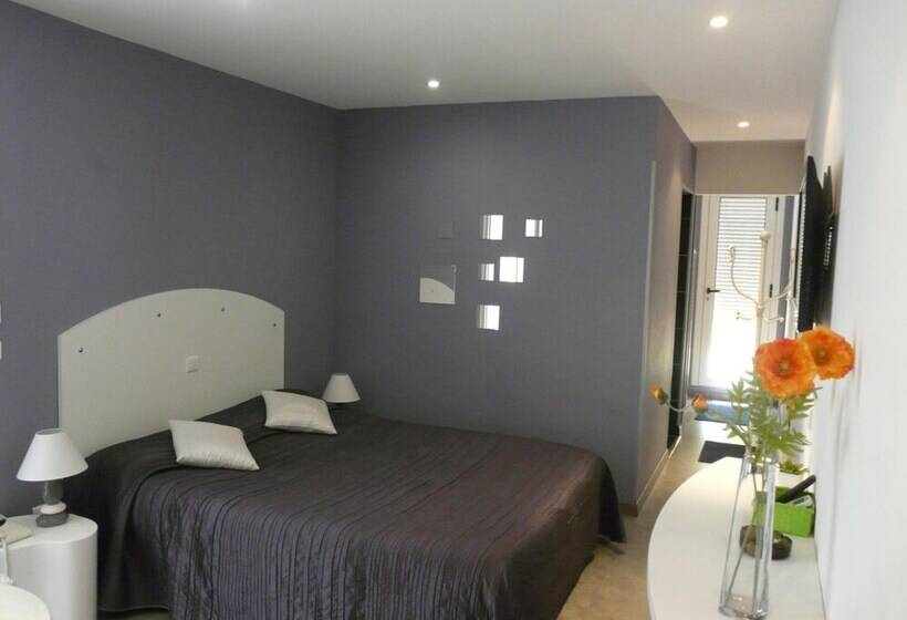 בית מלון כפרי Les Alcyons