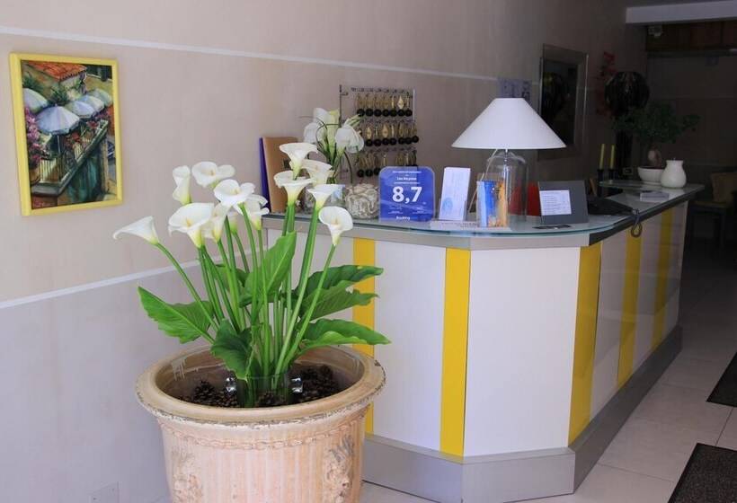 בית מלון כפרי Les Alcyons