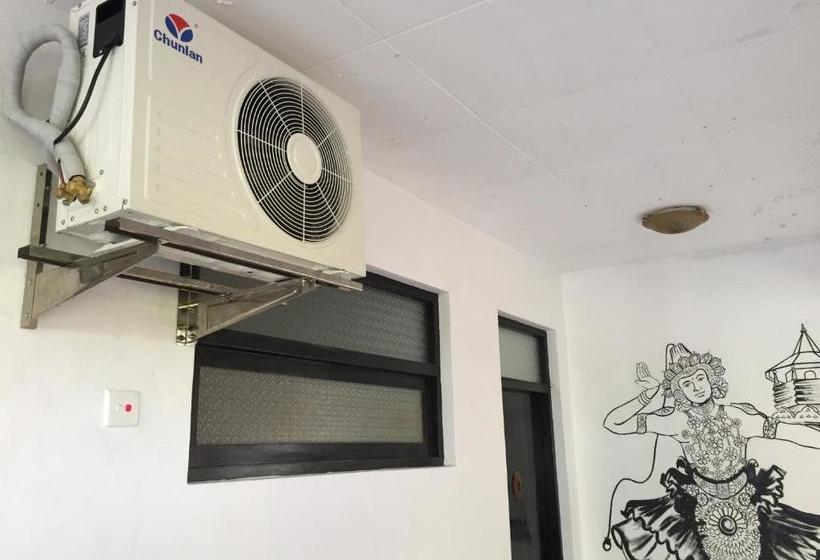 Pension (Hôtel basse catégorie) Aprima