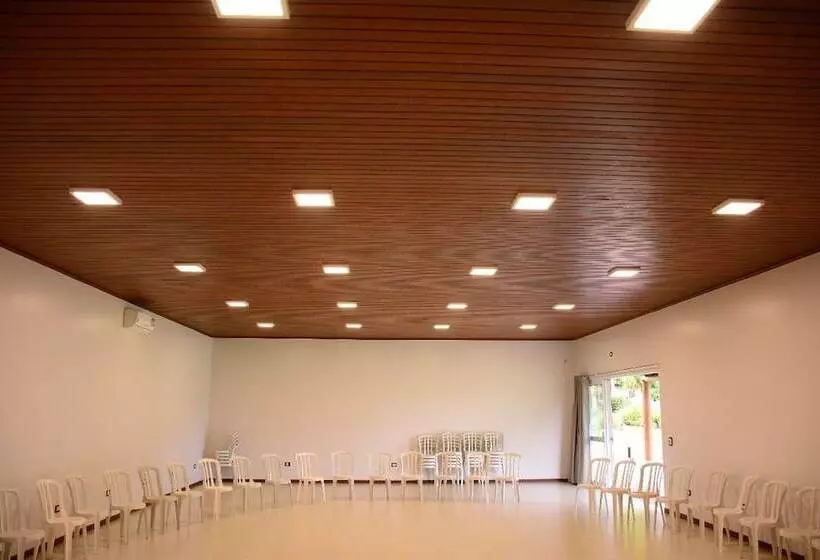 ペンション Eco Hotel Bouganville