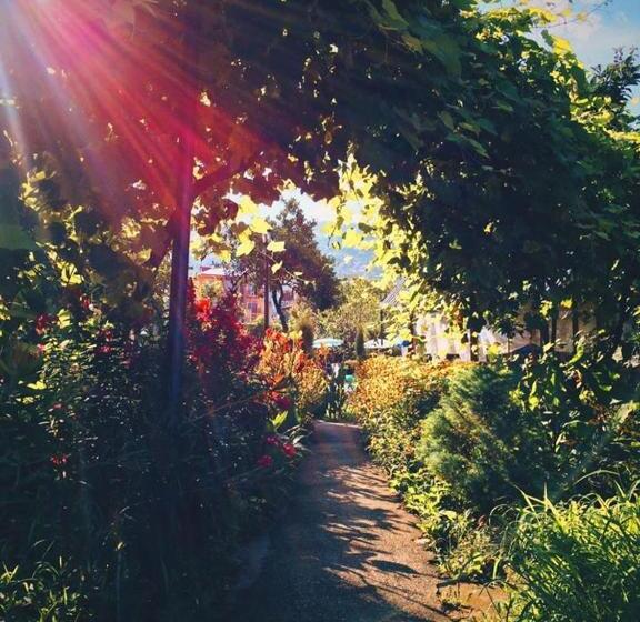 Pension Kvariati Grand Guest House