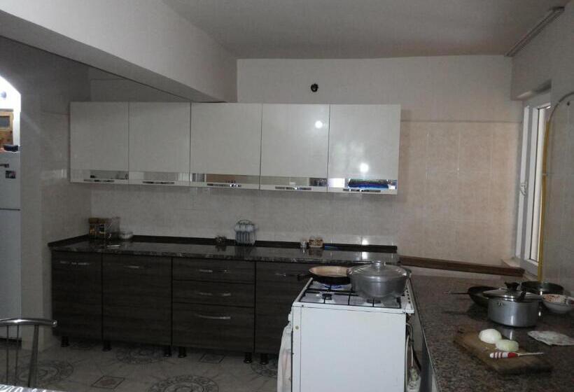 Pension Kvariati Grand Guest House