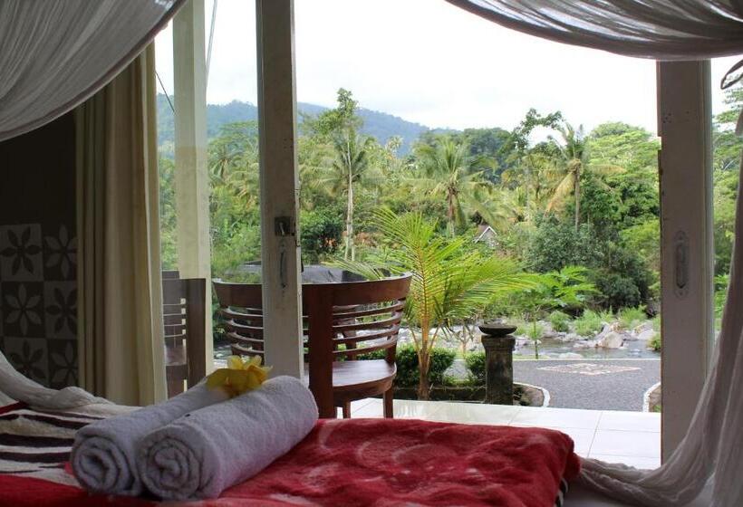 膳宿费 Pondok Tepi Sungai