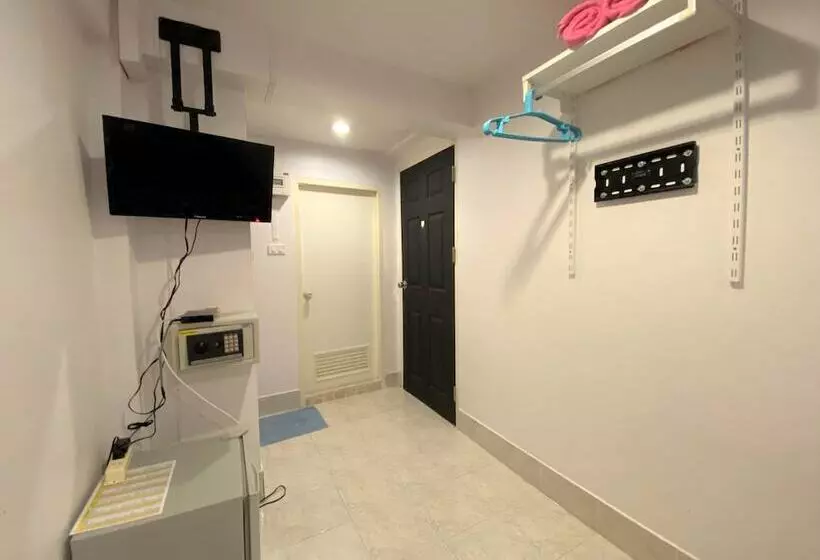 پانسیون Som Guesthouse