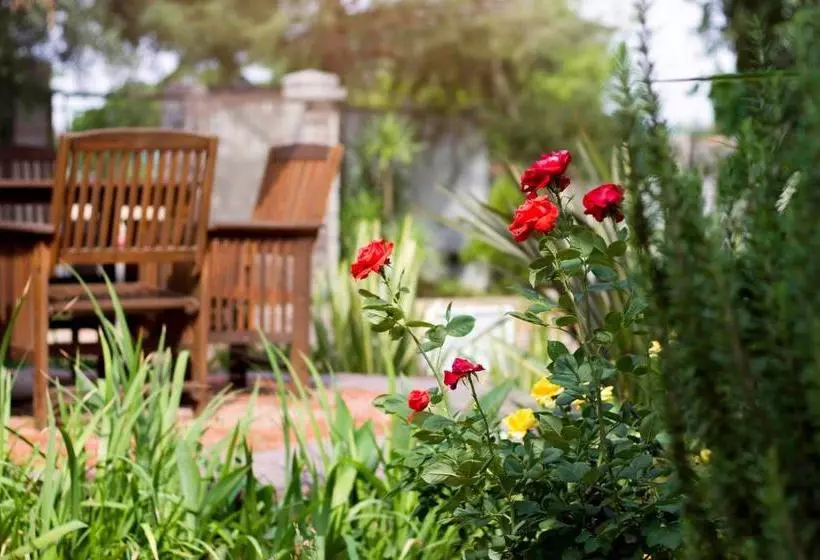 Majatalo @the Villa Guest House