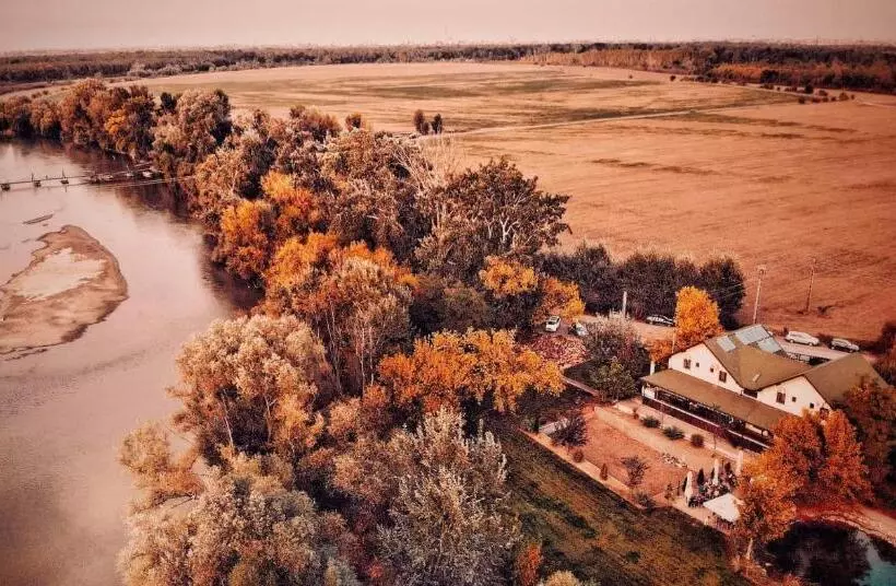 Pensiunea Lunca