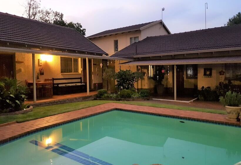 펜션 Aandbloem Guest House