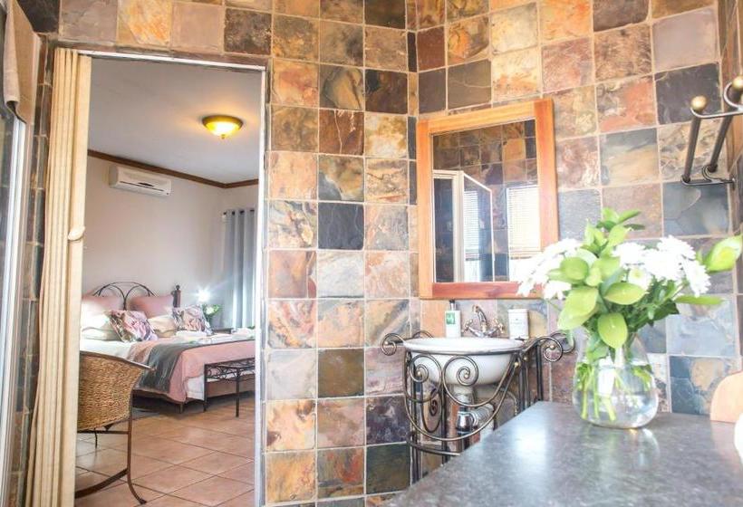 פנסיון Amity Guesthouse