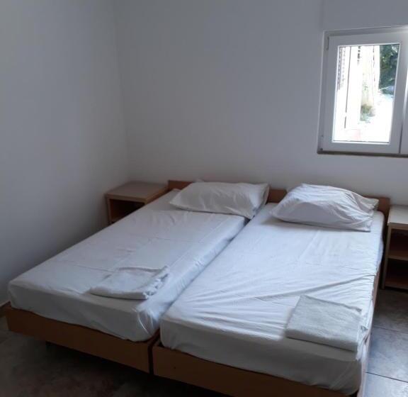 پانسیون Guest House Sandra