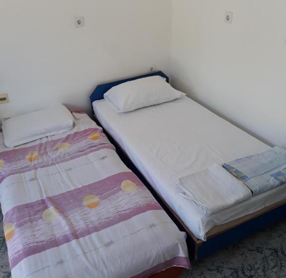 پانسیون Guest House Sandra