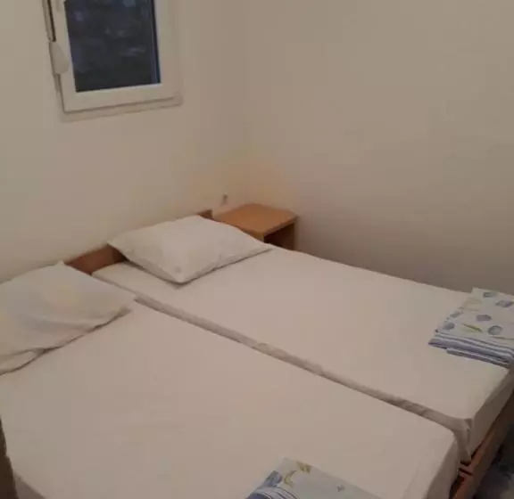 پانسیون Guest House Sandra