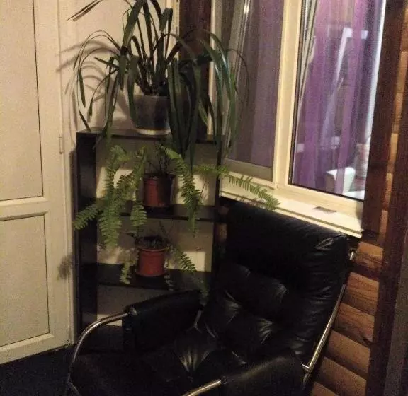 پانسیون Kitech Guest House