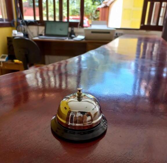 پانسیون Pousada Flor Do Dendê