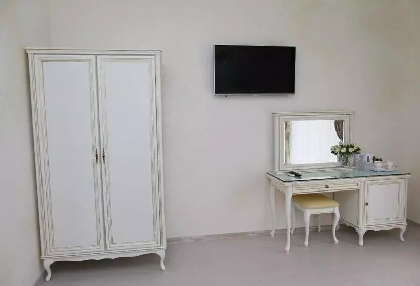 Majatalo Prima Villa Guest House