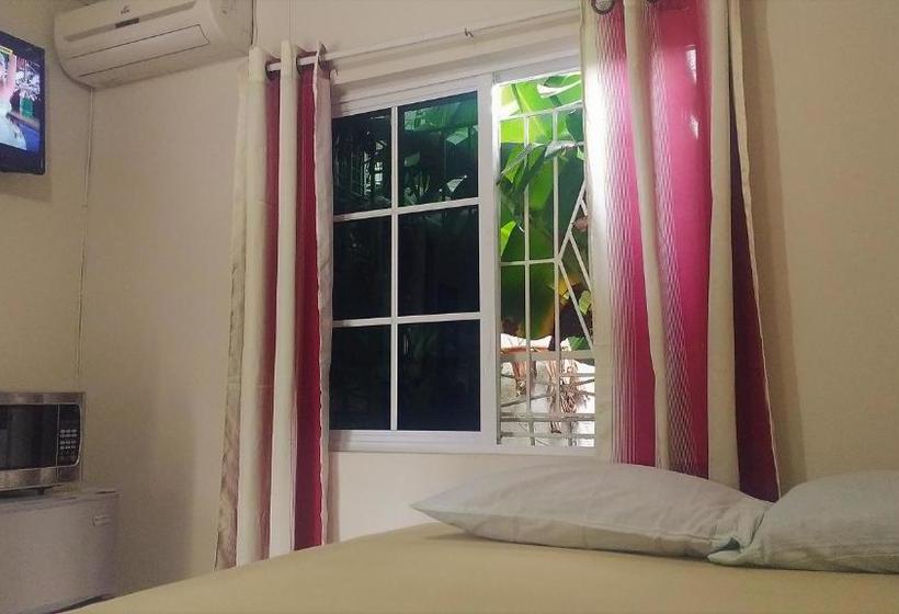 پانسیون Yard Style