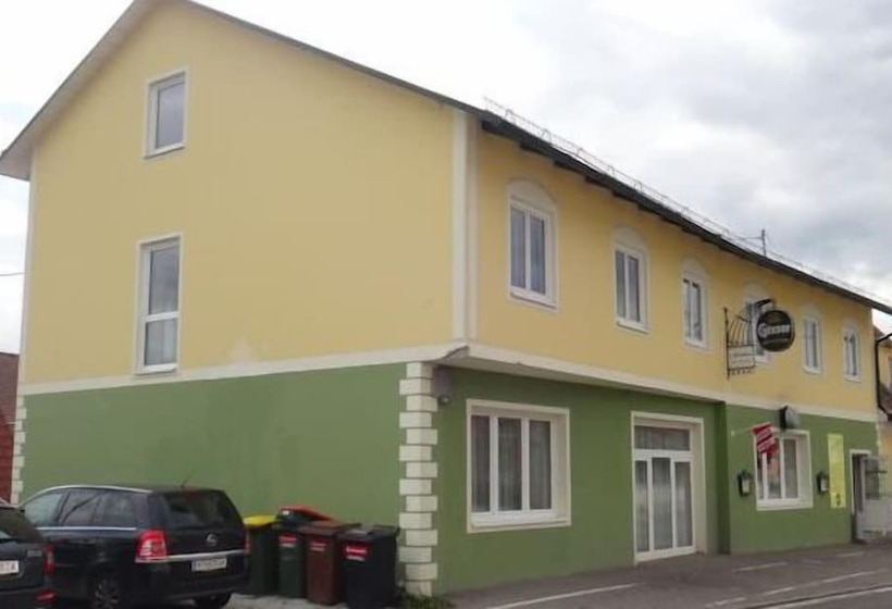 فندق صغير Swirtshaus M&n