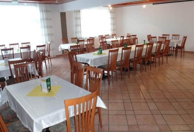 فندق صغير Swirtshaus M&n