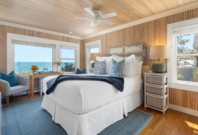 住宿加早餐  Inn On The Sound