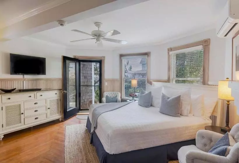 Aamiaismajoitus (B&B) Inn On The Sound