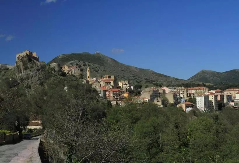 Hotelli De La Paix
