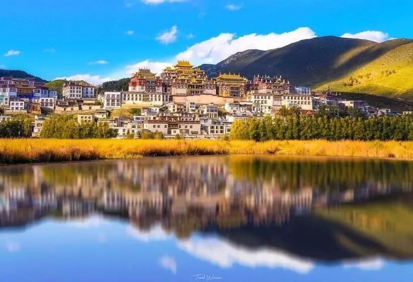 Majatalo Bodhi Boutique Inn