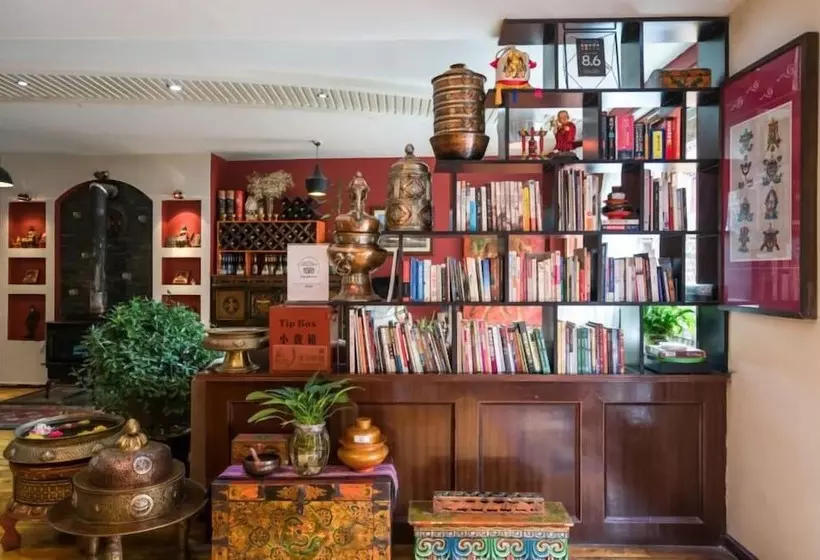 Majatalo Bodhi Boutique Inn