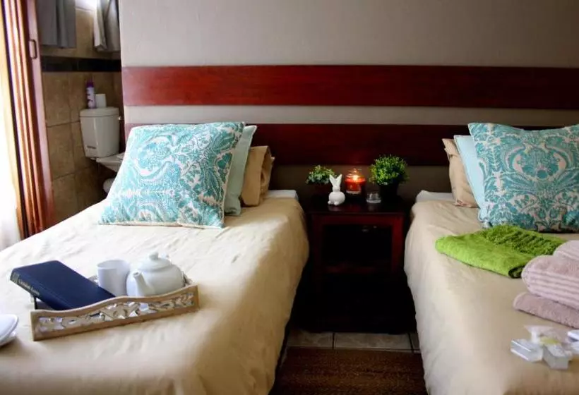 Majatalo Honey Bee Guesthouse