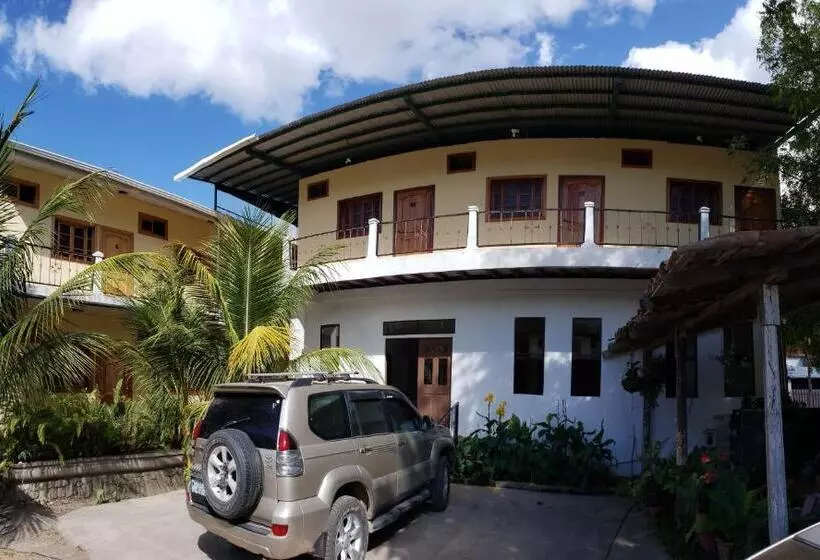 پانسیون Hostal Casa Vieja