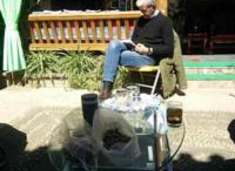 פנסיון October Inn