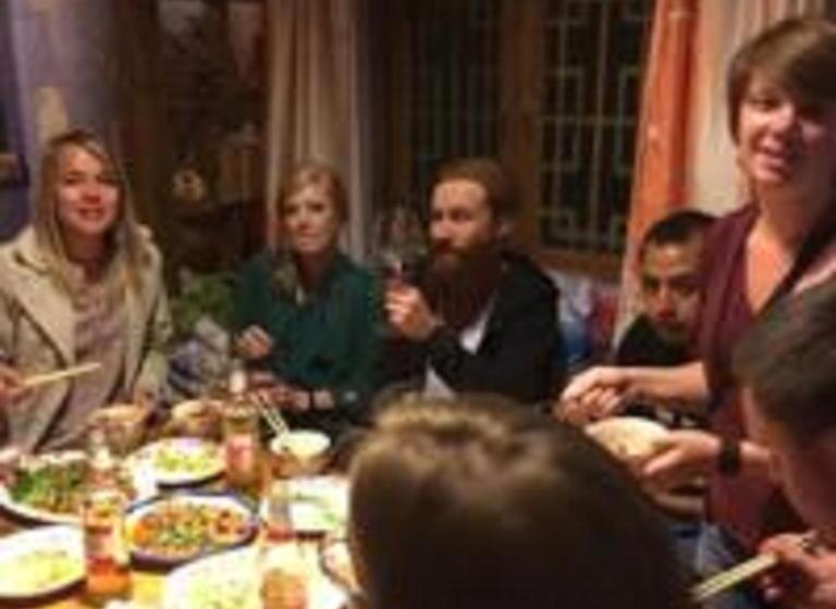 פנסיון October Inn