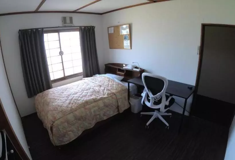 Majatalo P Dash Garden Backpackers