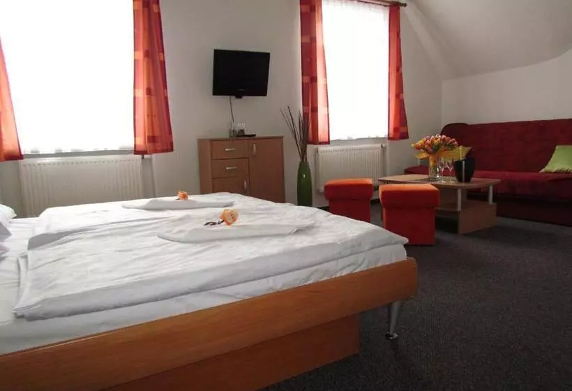 ペンション Penzion Oregano Třeboň