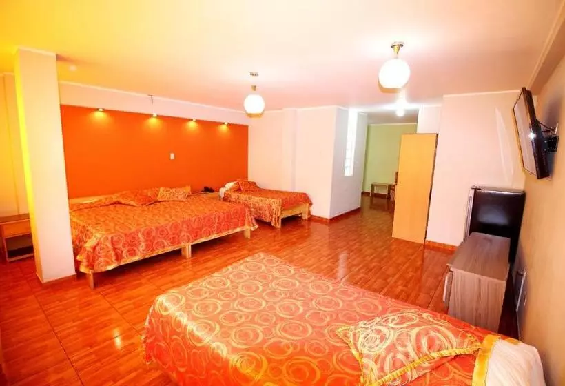 پانسیون Takora Inn