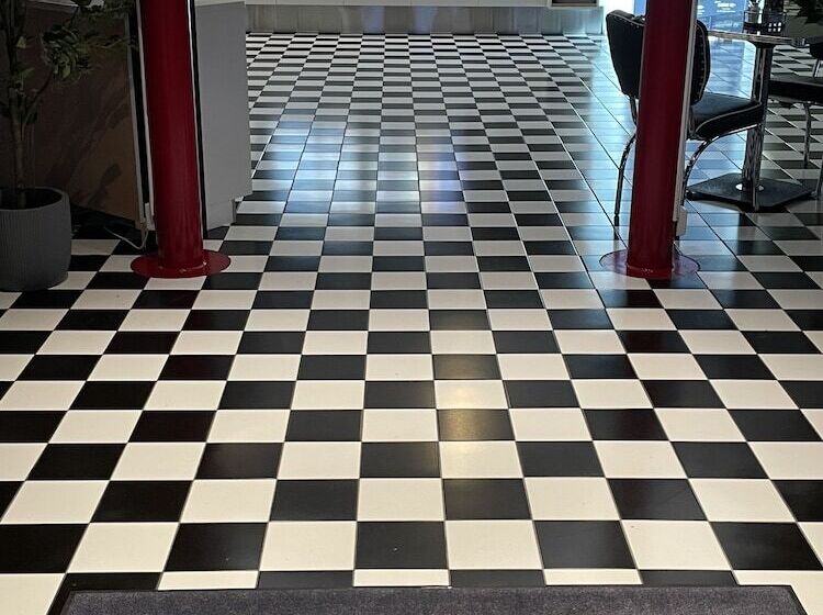 הוסטל Rasta Bromölla