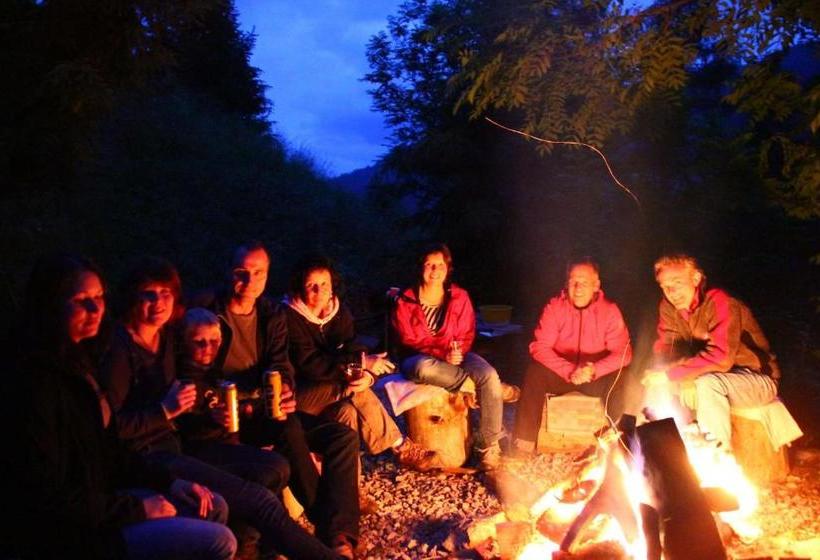 הוסטל Gasthof Luggau