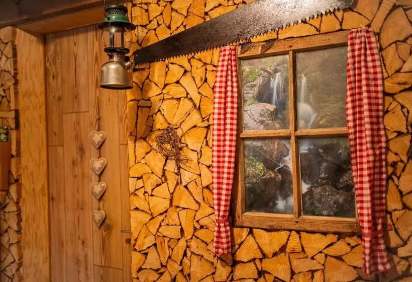 Aamiaismajoitus (B&B) Bnbetschart