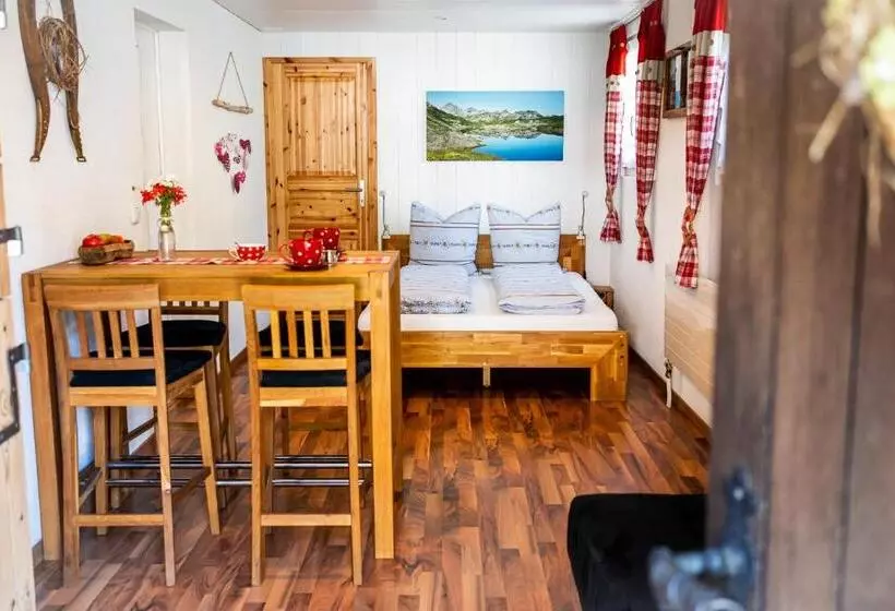 Aamiaismajoitus (B&B) Bnbetschart