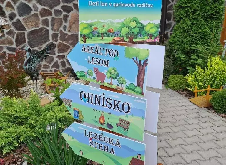 ペンション Penzión Dúhový Pstruh